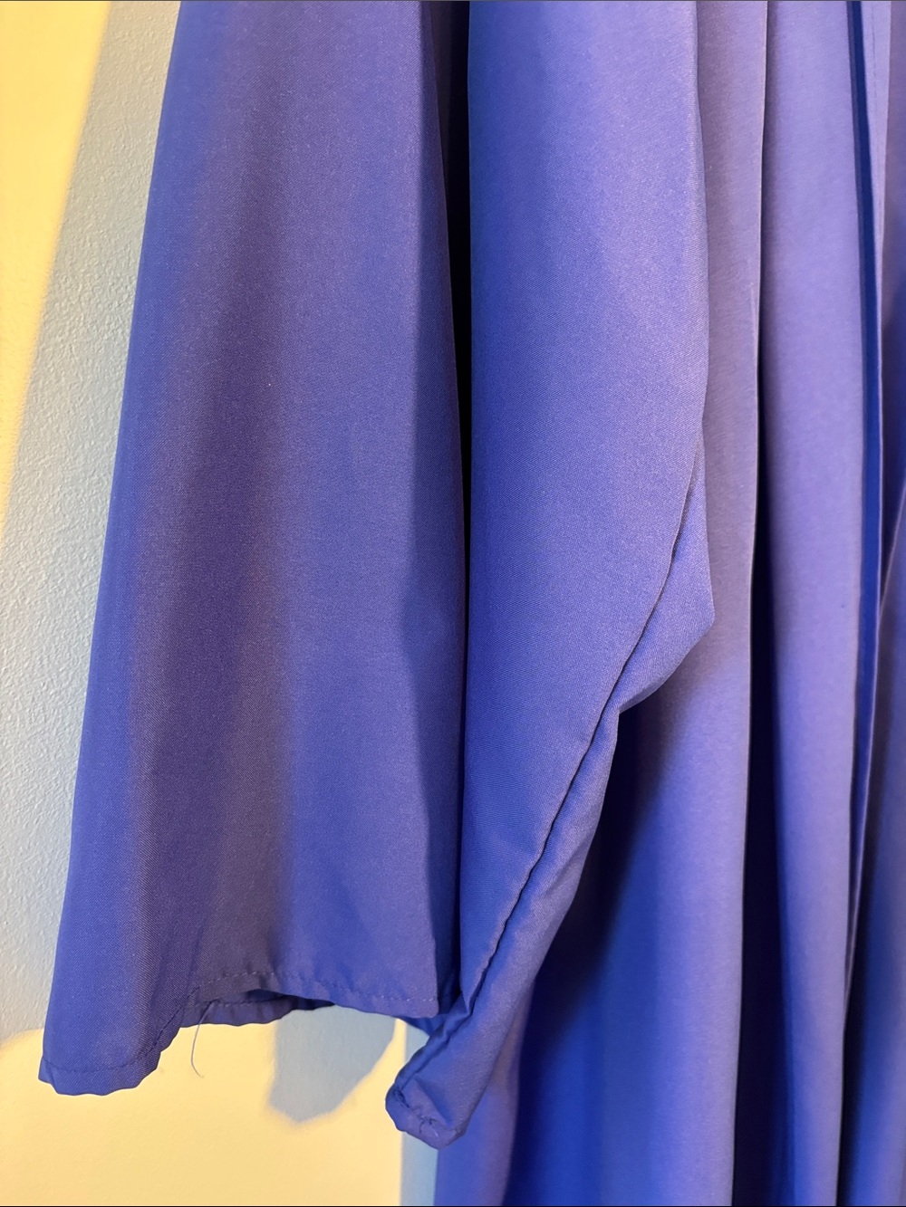Royal Blue Graduation Robe by Diploma - Picture 3 of 7